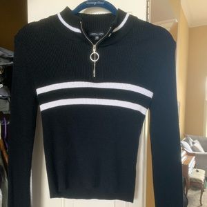 Kendall & Kylie Half-ZipRing-Zip Sweater : Smoke Free